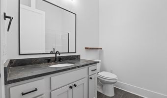 1645 SW Magazine Rd 302, Ankeny, IA 50023