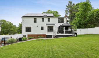 14 Cedrus Ct, Branford, CT 06405