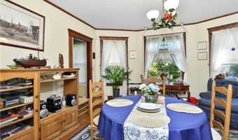 1 Arnold Ave, Newport, RI 02840