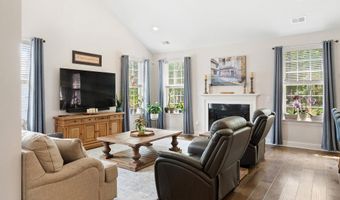 34 Samuel Dr, Barnegat, NJ 08005