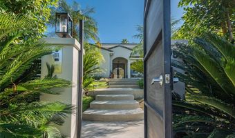 17980 Rancho St, Encino, CA 91316