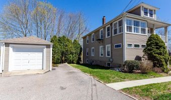 401 Old River Rd, Lincoln, RI 02838