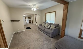 618 Mechanic St, Alma, MI 48801