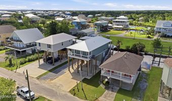 4062 Devon St, Bay St. Louis, MS 39520