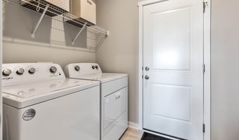 128 8TH Ave NE, Altoona, IA 50009