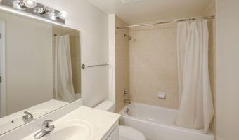 355 I St SW S-607, Washington, DC 20024