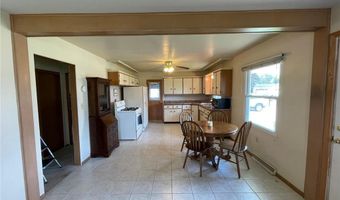 1805 10th Pl NE, Austin, MN 55912