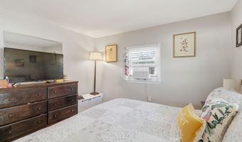 311 Pine St, Lakehurst, NJ 08733