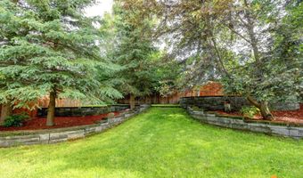 8977 Valley Brook Cir, Anchorage, AK 99507