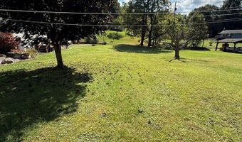 8075 Loop Rd, Alexandria, PA 16611