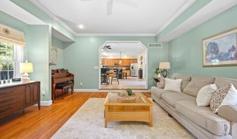 4 Monticello Dr, Amherst, NH 03031