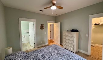 174 Sawyer Ln, Apalachicola, FL 32320