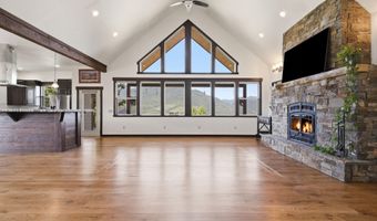 1010 Mc Quade Gulch Dr, Clark Fork, ID 83811