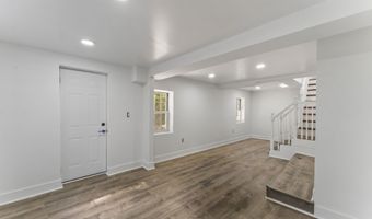 28 Walnut Hill Rd, Bethel, CT 06801