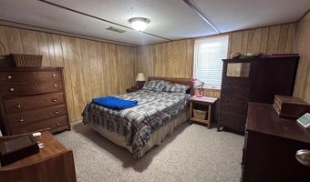 128 Mark St, Aurora, NE 68818