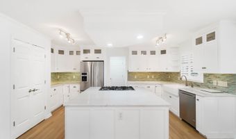 2558 Apple Ridge Ln, Amberley, OH 45236