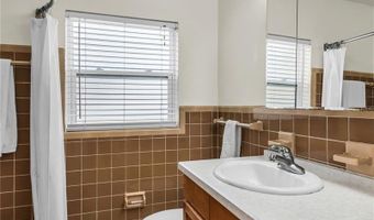 2231 HOMEWOOD Dr, Belle Isle, FL 32809