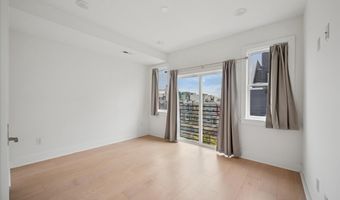 1843 E HUNTINGDON St B, Philadelphia, PA 19125