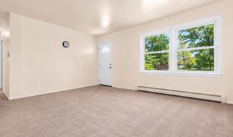 121 Stillwater Rd, Barnegat, NJ 08005