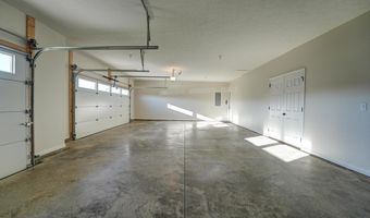 3 Harvest Dr, Arcanum, OH 45304