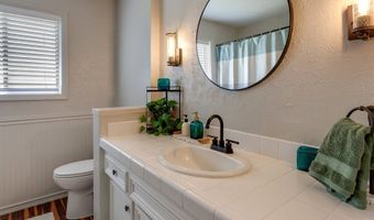 10210 SW CRESTWOOD Ct, Beaverton, OR 97008