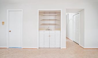 7492 COVENT WOOD Ct, Annandale, VA 22003