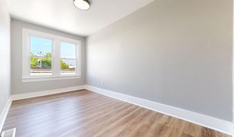 722 Pearl Pl, Atlantic City, NJ 08401