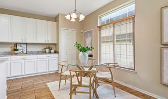 5900 Villa France Ave, Ann Arbor, MI 48103