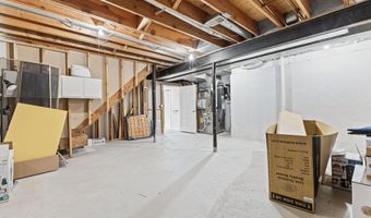 2766 Maitland Dr, Ann Arbor, MI 48105