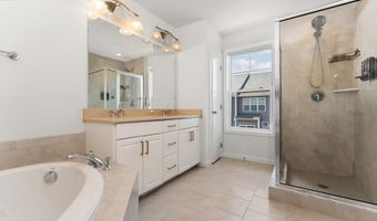 2949 Aughton Rd, Ann Arbor, MI 48105