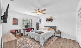 832 BIRDIE Way, Apollo Beach, FL 33572