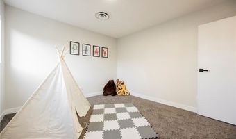 3114 Scarlet Oak Ave, Las Vegas, NV 89104