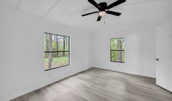 1144 Wolfskin Rd, Arnoldsville, GA 30619