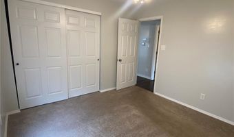 1310 Crossings Ct B, Ballwin, MO 63021