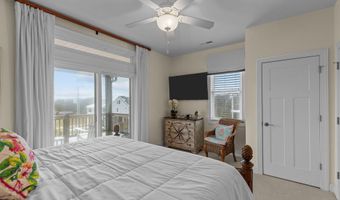 112 Lee Dr A, Atlantic Beach, NC 28512