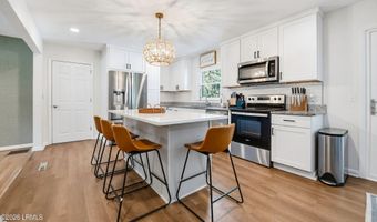 2804 Broome Ln, Beaufort, SC 29902