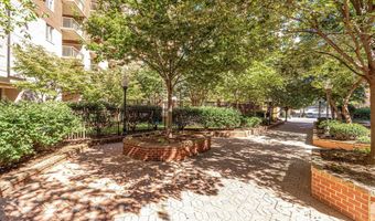 901 N MONROE St 1408, Arlington, VA 22201