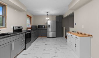 621 Pioneer Dr, Indianapolis, IN 46217