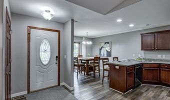 312 Brookshire Ct, Altoona, WI 54720