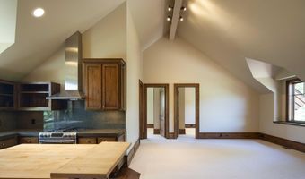 40 Fox Hollow Gulch Rd, Bellevue, ID 83313