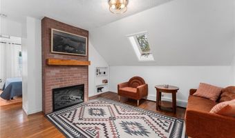 183 Wood St 3, Bristol, RI 02809