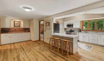30 Grant Hill Rd, Bloomfield, CT 06002