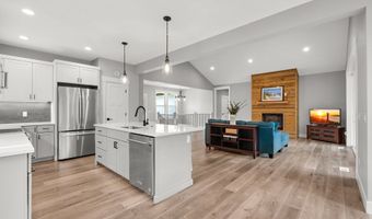 37330 LABISKE Ln, Astoria, OR 97103