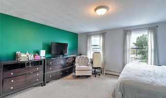 25 Sharon St 1, Cranston, RI 02910