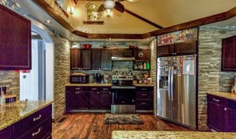 914 S A St, Arkansas City, KS 67005