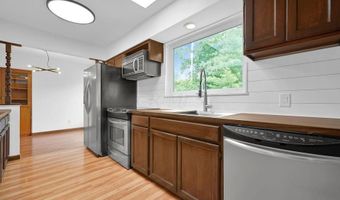 760 Drummond Ct, Columbus, OH 43214