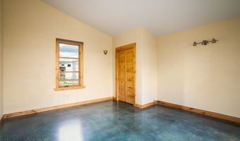 235 Turtle Way, Bozeman, MT 59715