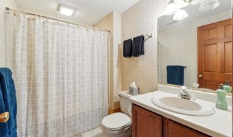 704 Redding Rd, Angola, IN 46703