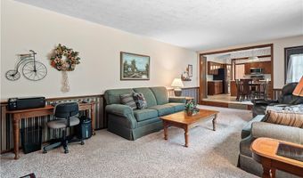 6333 Juniper Dr, Amherst, OH 44001