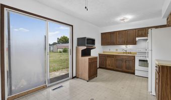5062 Ashville Rd, Ashville, OH 43103